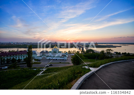 Evening view of Annunciation Monastery, Kanavinsky Bridge and Alexander Nevsky Cathedrall, Nizhny Novgorod, Russia 116334842
