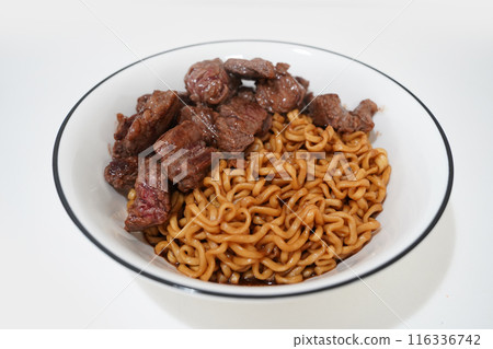 Chapaguri with Steak from the movie 'Parasite' 116336742