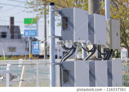 Utilizing the blessings of nature Solar panels Utilizing the blessings of nature Solar panels 116337361