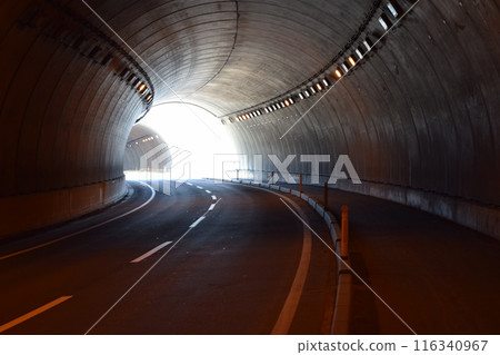 Coastal road shelter 116340967