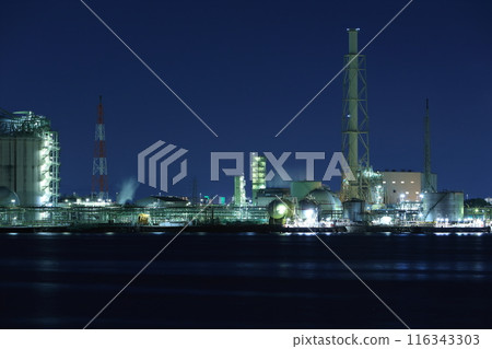 Factory night view (Chikko Hamadera Nishimachi) Factory night view (Chikko Hamadera Nishimachi) 116343303