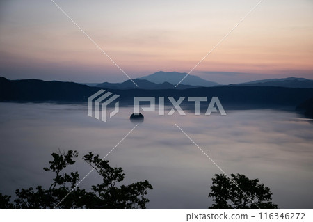 Lake Mashu in the morning glow 116346272