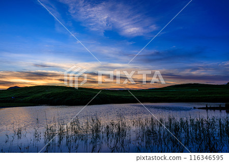 2024年夏季索尼高原的日落景色。 116346595