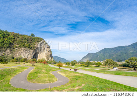Roadside Station Ueda Road and River Station Otogi no Sato A water-friendly space that makes use of the natural environment of the river, with a "river station" and a "roadside station" integrated Iwana Roadside Station Ueda Road and River Station Otogi no Sato A water-friendly space that makes use of the natural environment of the river, with a "river station" and a "roadside station" integrated Iwana 116348308
