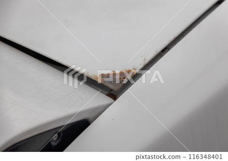 車身變質和生鏽,凹陷 車身變質和生鏽,凹陷 116348401