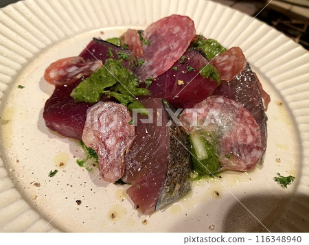 [義大利/義大利菜/酒吧]新鮮生鰹魚片（海鮮/生魚片） 116348940