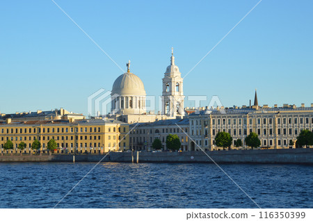 Makarova embankment of Neva River, St. Petersburg. Makarova embankment of Neva River, St. Petersburg. 116350399