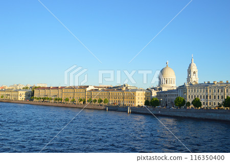 Makarova embankment of Neva River, St. Petersburg. Makarova embankment of Neva River, St. Petersburg. 116350400