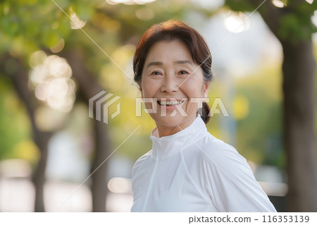 跑的資深婦女 116353139