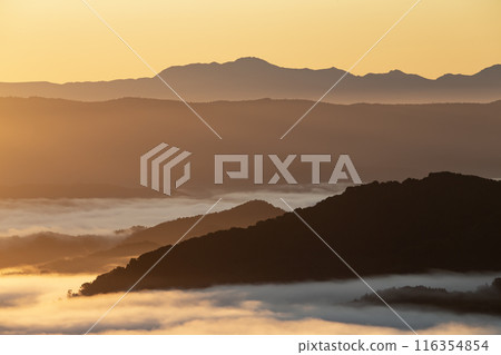 Be moved by the magnificent sea of clouds Be moved by the magnificent sea of clouds 116354854
