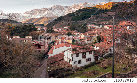 Potes Cantabria 116358016