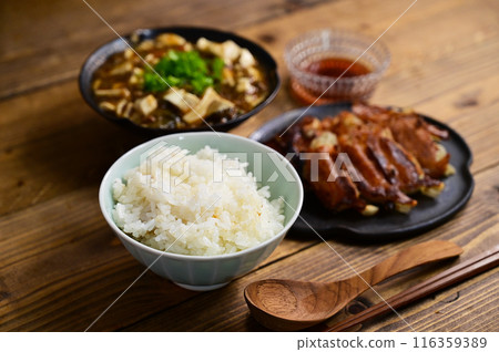 麻婆豆腐和餃子 麻婆豆腐和餃子 116359389