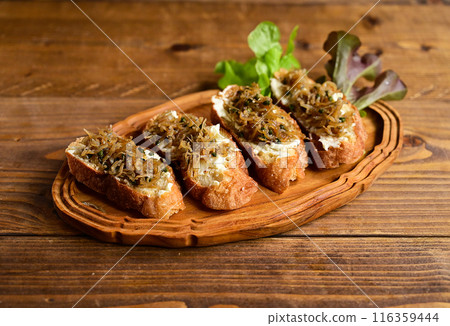 Sansho dried baby sardine bucket 116359444