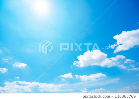 夏天雲彩和太陽 116363769