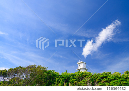 (Shizuoka Prefecture) Lighthouse on Ebisu Island, Izu 116364682