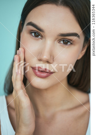 Natural Beauty .Young Woman with Clear Skin 116365344