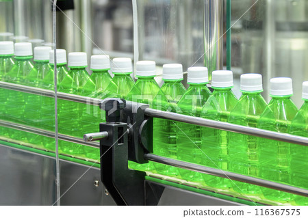 The hi-technology of drinking water manufacturing process. The hi-technology of drinking water manufacturing process. 116367575