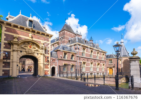 The Mauritspoort or Grenadierspoort, the eastern gateway to the Binnenhof located in The Hague, Netherlands 116367676
