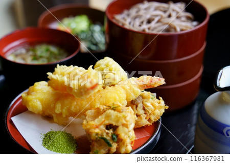 天婦羅和子蕎麥麵 116367981