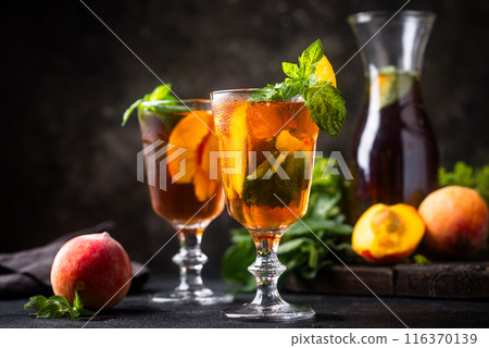 Cold ice tea with peach and mint 116370139