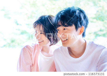 年輕夫婦 116373131