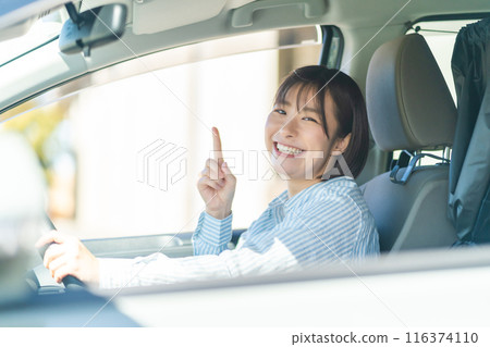 開車的女人 開車的女人 116374110