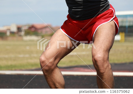 Details of A Squat Session For Race Warm Up  116375062