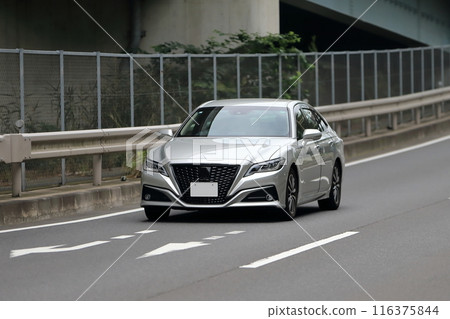 Image of a sedan in motion Image of a sedan in motion 116375844