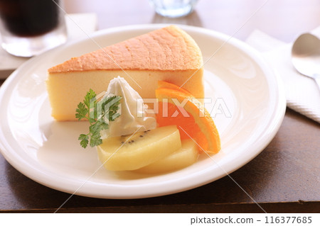 Cut cheesecake Cut cheesecake 116377685