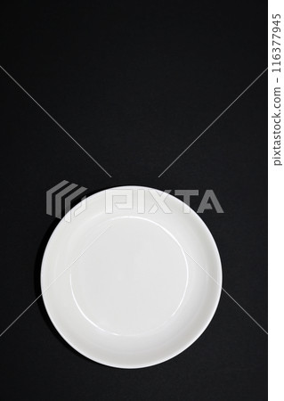 White plate_black background White plate_black background 116377945
