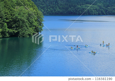 青木湖在夏天 青木湖在夏天 116381190