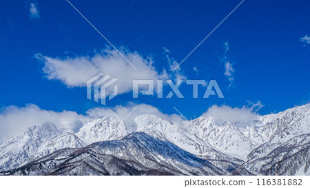 長野縣白馬村,白雪皚皚的北阿爾卑斯山 長野縣白馬村,白雪皚皚的北阿爾卑斯山 116381882