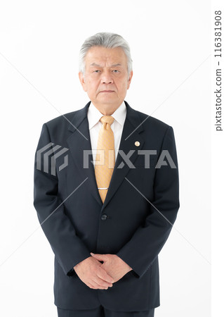 商業資深男律師 116381908