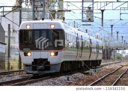 Limited Express Wide View Shinano (383 series train: Nagoya⇔Matsumoto-Hakuba) 116382150