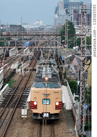 Limited Express Raicho (485 series train: Osaka⇔Kanazawa) departing Kyoto Station 116383593