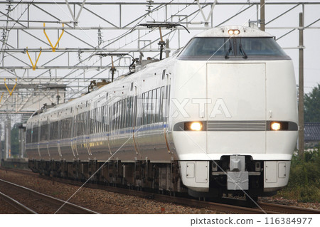 北陸本線特急雷鳥號(683系列車:大阪⇔金澤) 北陸本線特急雷鳥號(683系列車:大阪⇔金澤) 116384977