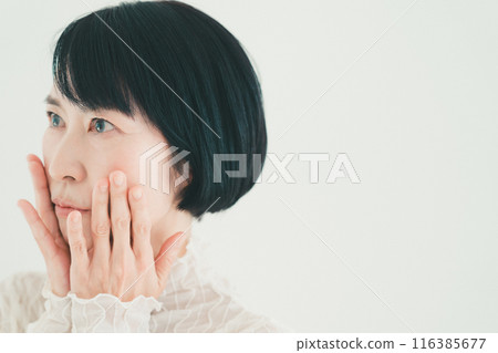 女生 女孩 女性 116385677