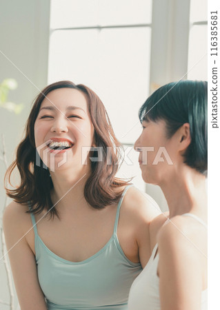 女生 女孩 女性 116385681