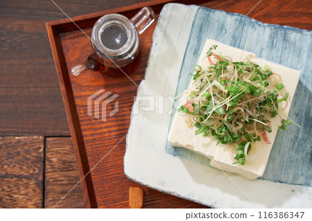 冷豆腐配炸魚 116386347