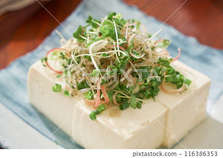Cold tofu topped with small fish Cold tofu topped with small fish 116386353