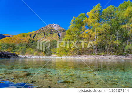 [Kamikochi Materials] Autumn in Kamikochi and Mt. Yakedake [Nagano Prefecture] 116387144