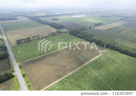 Volcano Observation Point, Tokachi Plain, Hokkaido (aerial view) 116387897