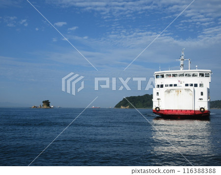 進入高濱港的中島汽船渡輪 116388388
