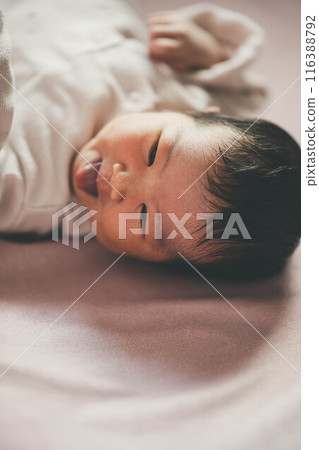 Newborn baby Newborn baby 116388792