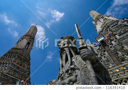 Wat Arun is an important tourist attraction and is also a symbol of Bangkok that tourists from all over the world know. and want to come visit. Wat Arun is an important tourist attraction and is also a symbol of Bangkok that tourists from all over the world know. and want to come visit. 116391410