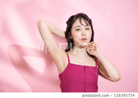 Hair loss image 116395754