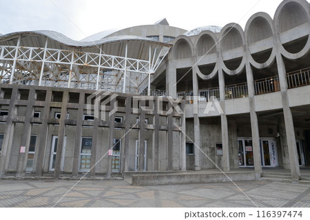 Akita City Gymnasium (Akita City, Akita Prefecture) A gymnasium designed like a temple 116397474