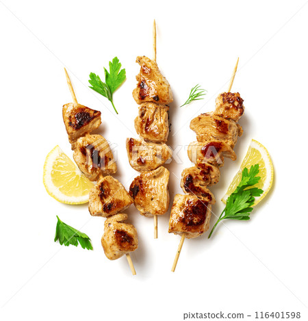 Grilled chicken skewers 116401598
