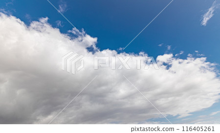 Blue sky with white cloud closeup motion panoramic timelapse. 116405261