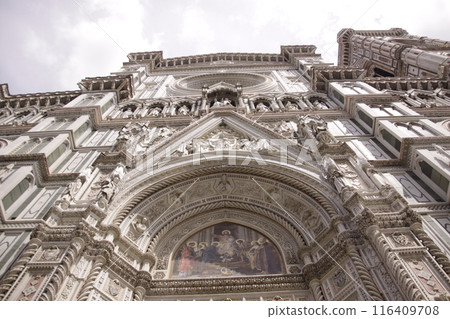 Florence Cathedral in Piazza del Duomo of Florence, Italy 116409708